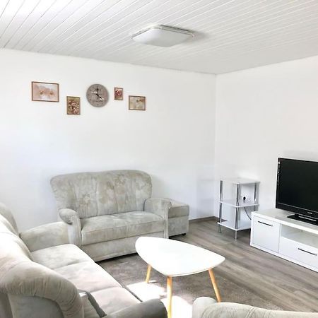 Schoene Ferienwohnung Direkt Am Neckar Deißlingen Buitenkant foto